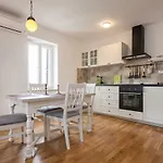 Apartment Amare Seaview